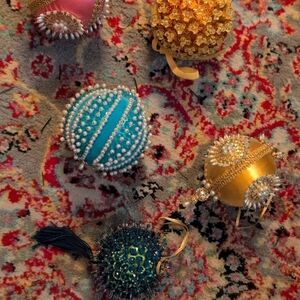 Elegant Beaded Ornament Set - Multicolor